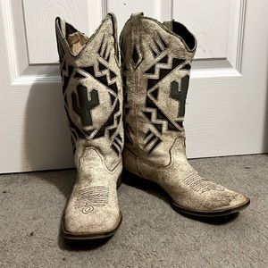 Roper Distressed Cactus Cowboy Boots, W11